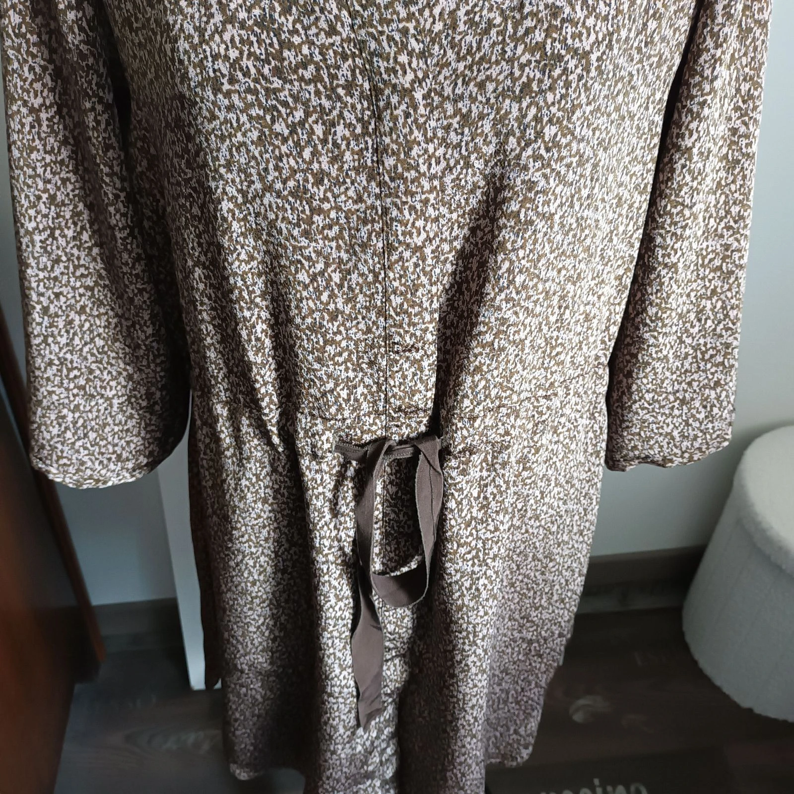 Look moderno e urbano vestido tamanho 42/44 poliéster estilo elegante – photo 3